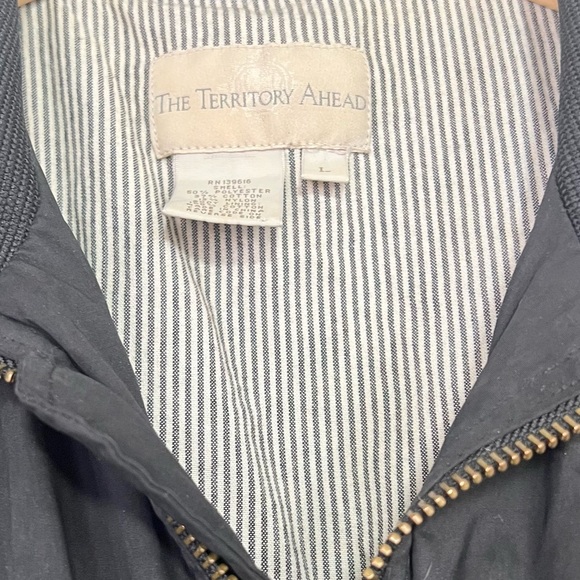 Vintage Black Light Jacket Barn Coat - Picture 2 of 8